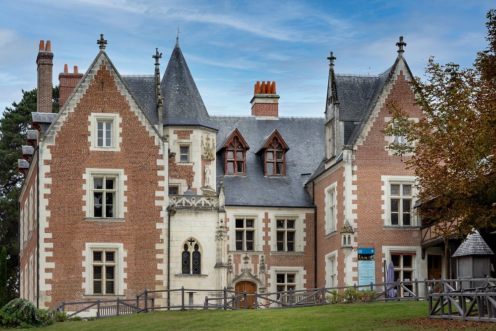 フランス・アンボワーズにある、レオナルド・ダ・ヴィンチが晩年を過ごしたクロ・リュセ城の外観