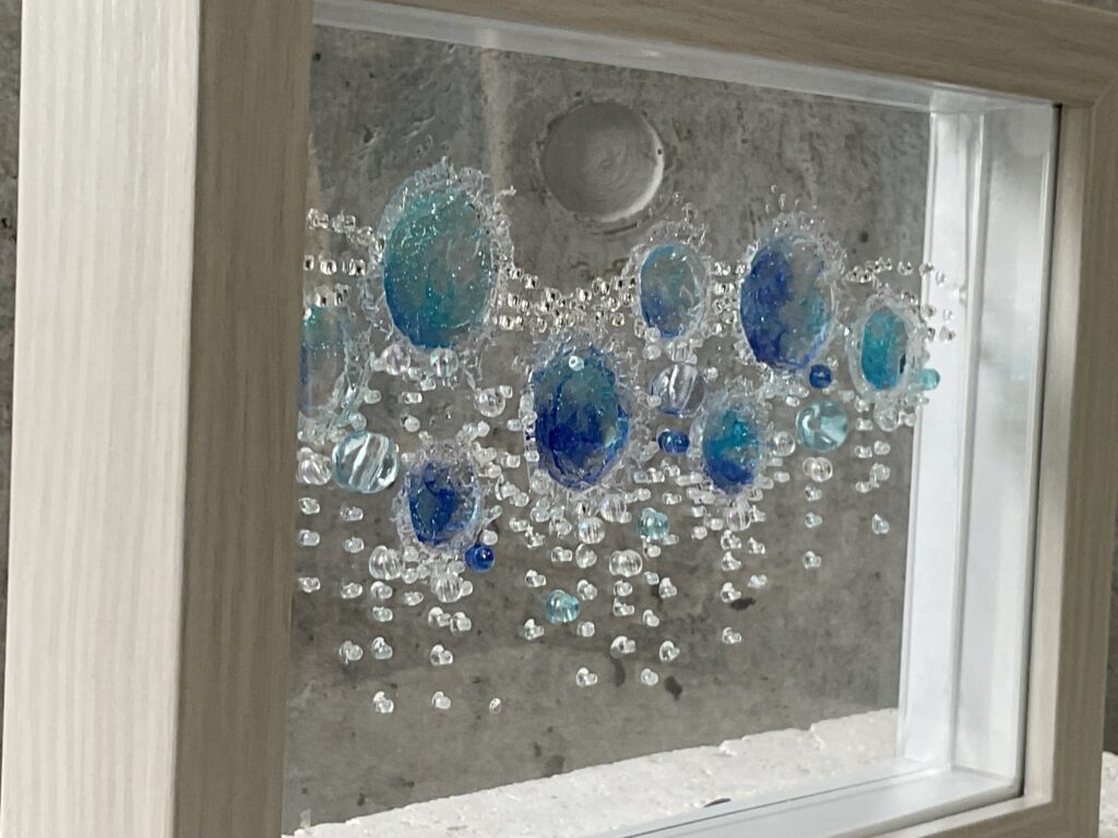 レジンアート作品『海の幻想004』の完成画像